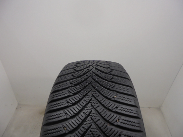 Hankook W452 Winter icept RS2 tyre