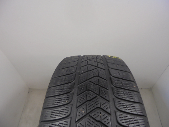 Pirelli Scorpion Winter tyre