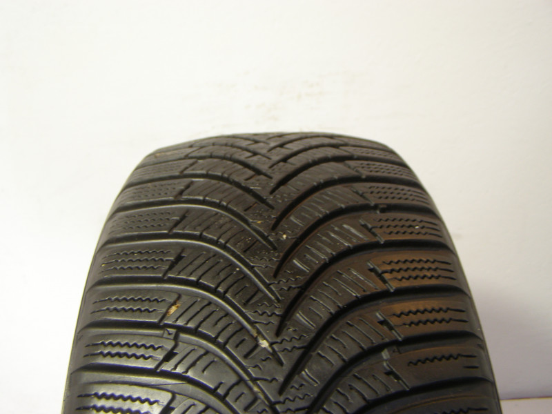 Hankook W452 Winter icept RS2 tyre