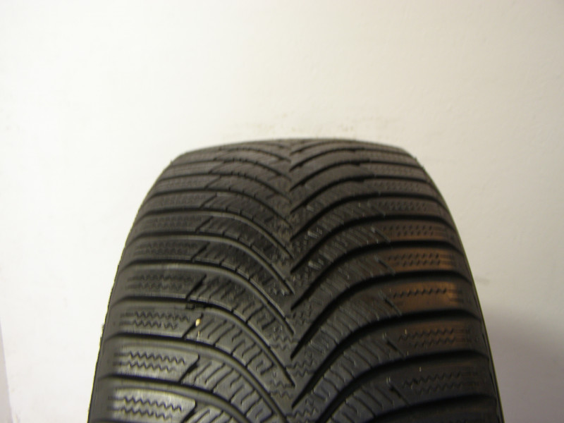 Hankook W452 Winter icept RS2 tyre