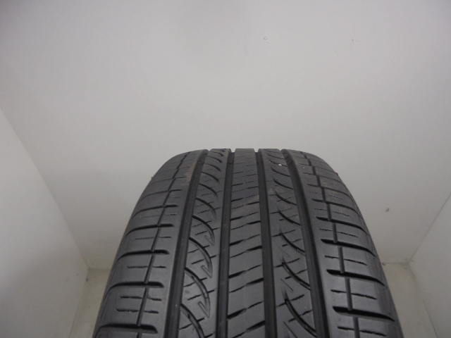 Yokohama Avid GT Bluearth S35 tyre