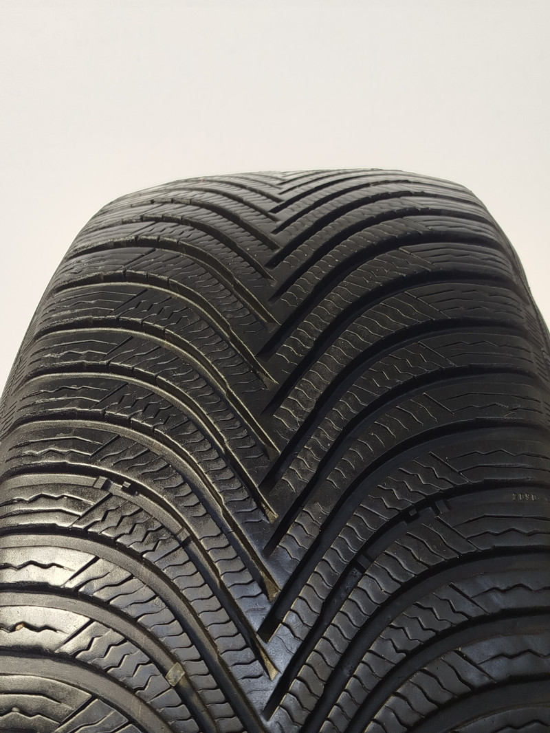 Hankook W452 Winter icept RS2 tyre