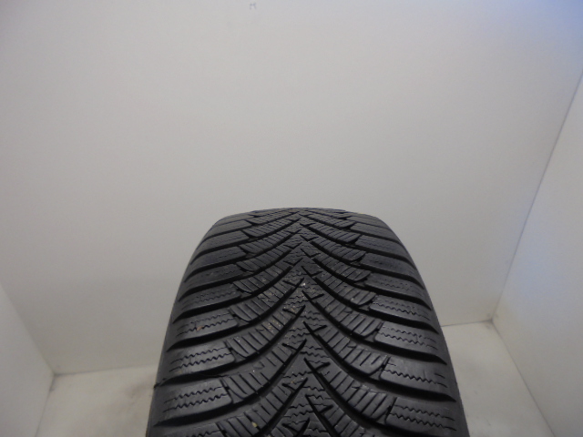 Hankook W452 Winter icept RS2 tyre