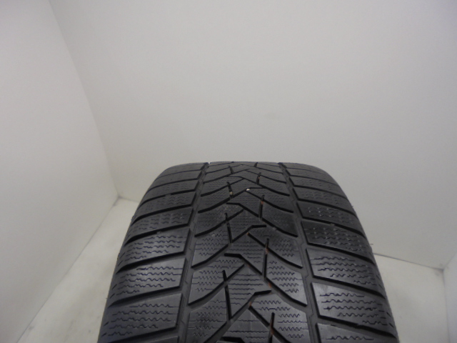 Dunlop Winter Sport 5 tyre