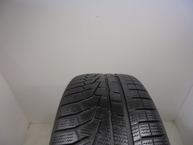 Hankook W320 Winter Icept Evo2 tyre