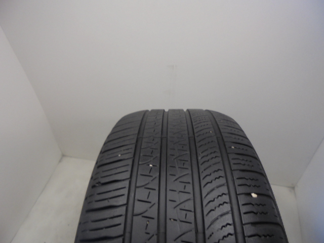 Pirelli Scorpion Zero AS tyre