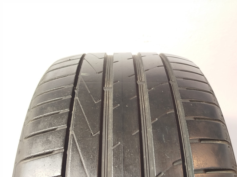 Hankook K117 Ventus S1 Evo 2 tyre