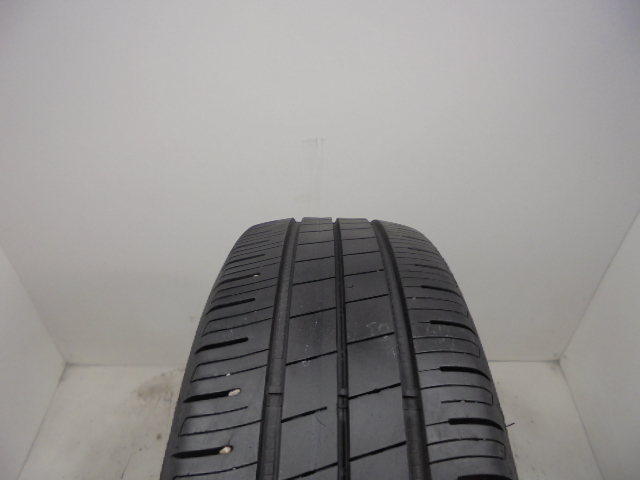 Goodyear Efficientgrip Performance 2 tyre