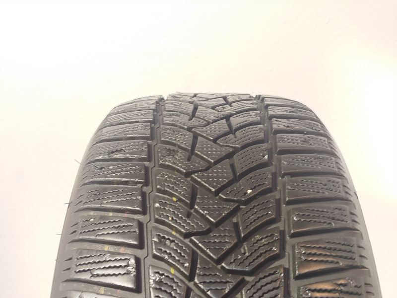Dunlop Winter Sport 5 tyre