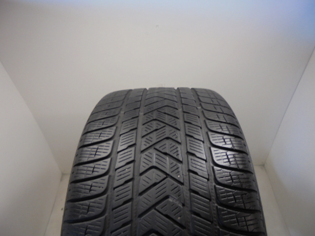 Pirelli Scorpion Winter tyre