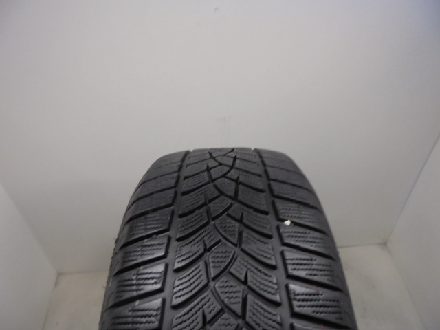 Goodyear Ultragrip Performance G1 tyre