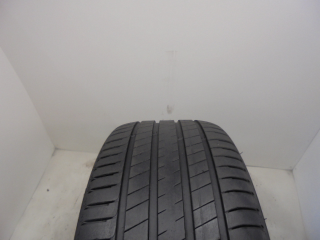 Michelin Latitude Sport 3 tyre