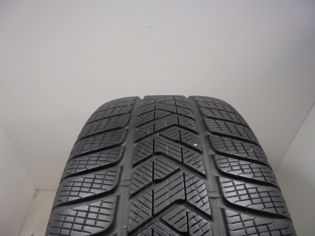 Pirelli Scorpion Winter tyre