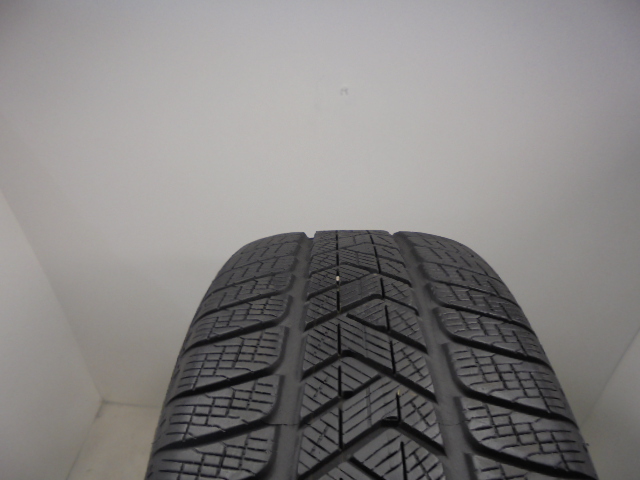 Pirelli Scorpion Winter tyre
