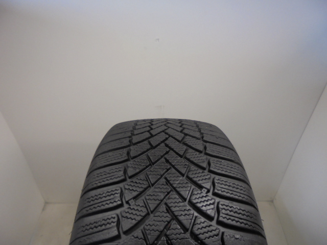 Bridgestone LM005 tyre
