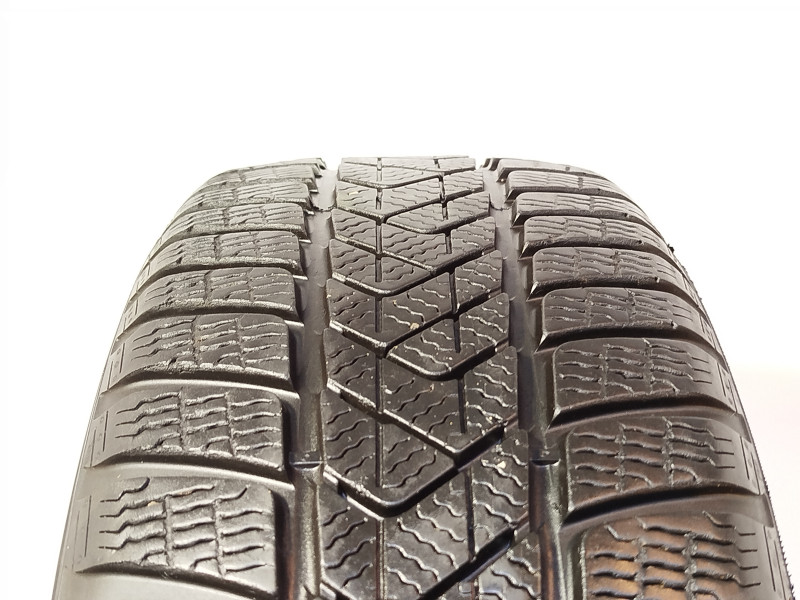 Pirelli Sottozero 3 tyre