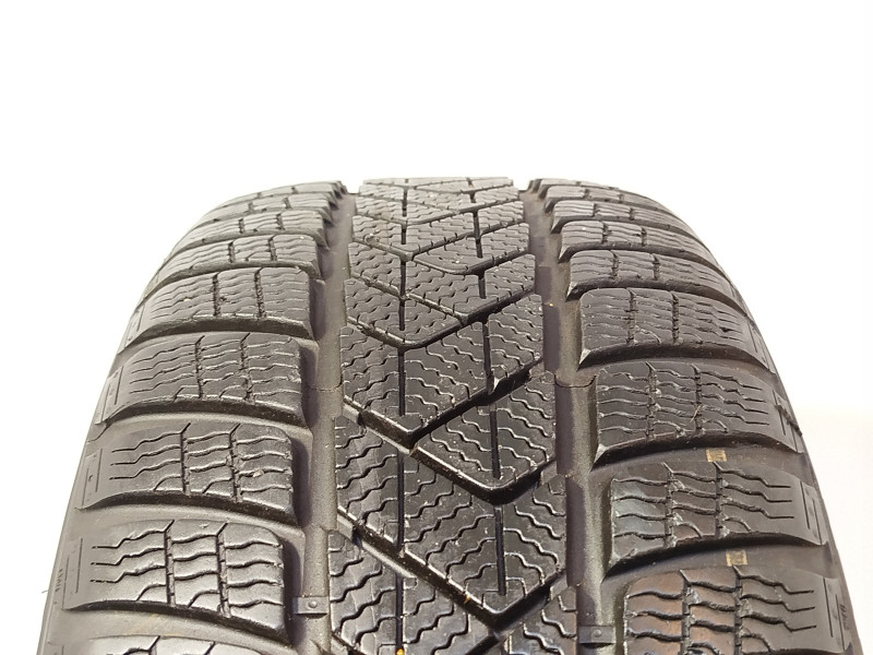 Pirelli Sottozero 3 tyre