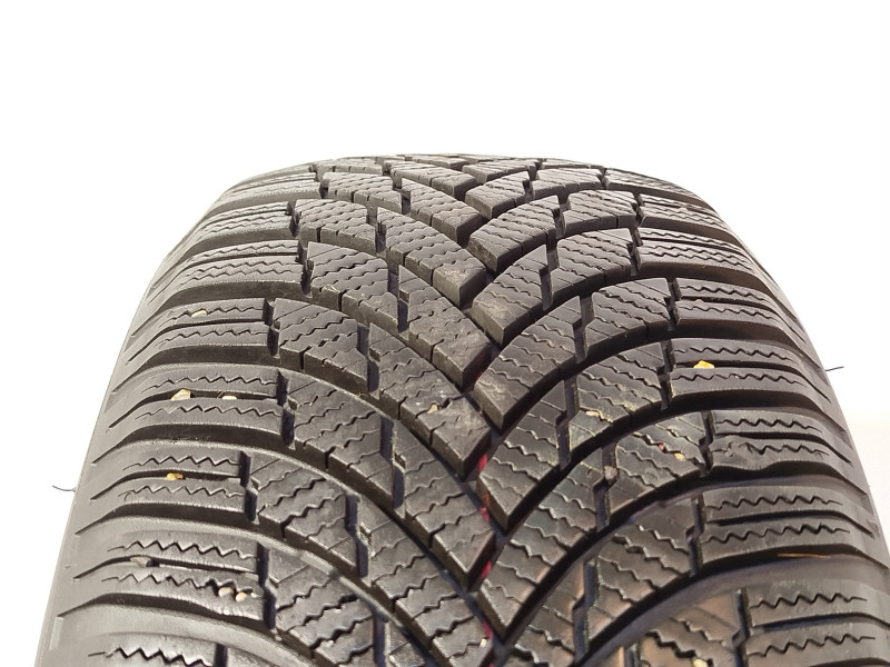 Firestone Winterhawk 4 tyre
