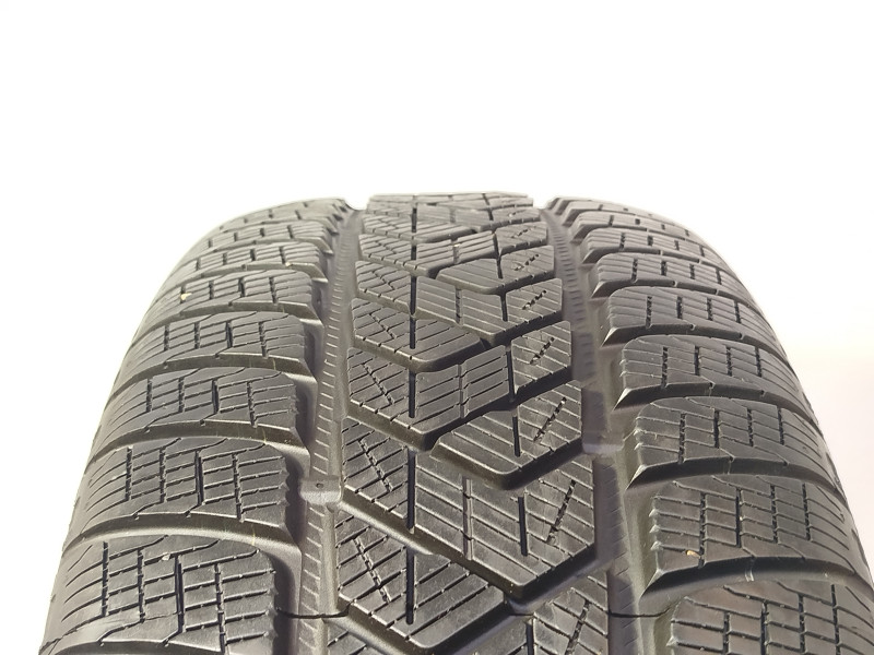 Pirelli Scorpion Winter tyre