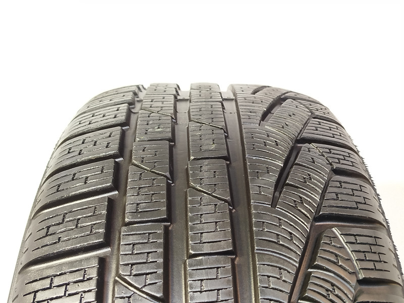 Pirelli Sottozero II tyre