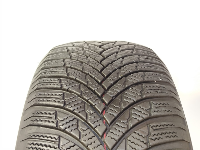 Firestone Winterhawk 4 tyre
