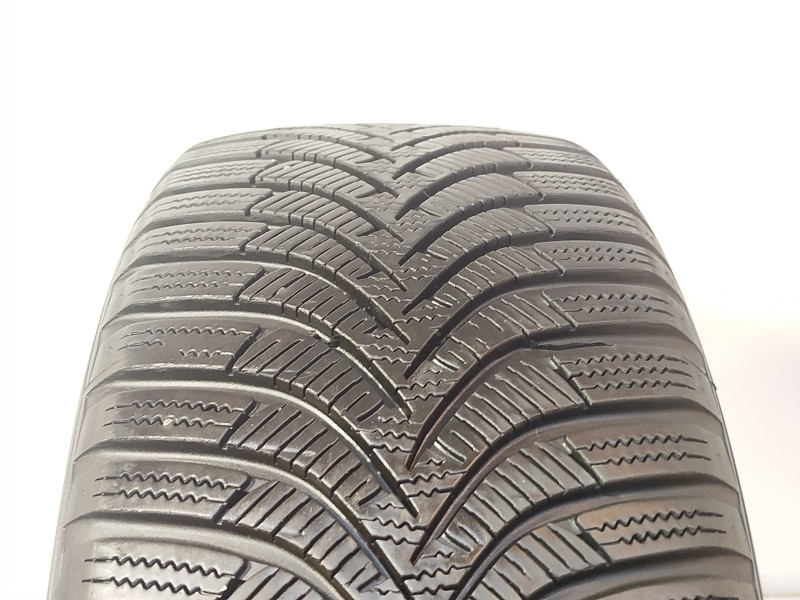 Hankook W452 Winter icept RS2 tyre