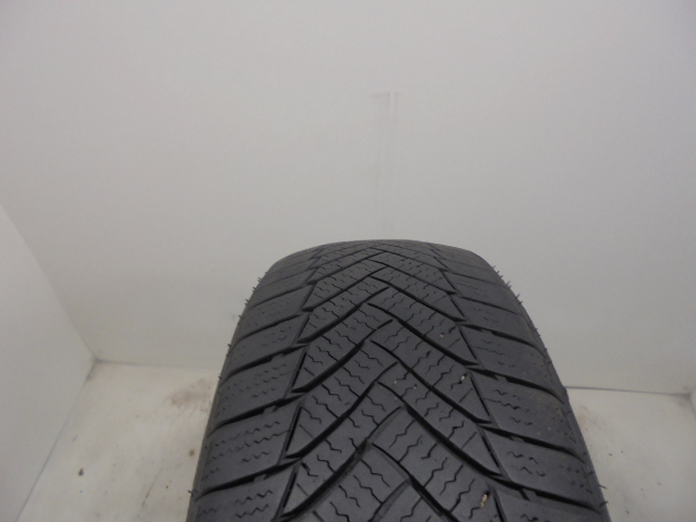 Imperial Snowdragon tyre