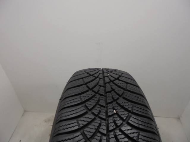 Goodyear Ultragrip 9 tyre