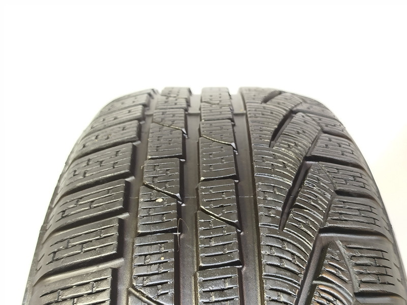 Pirelli Sottozero II tyre