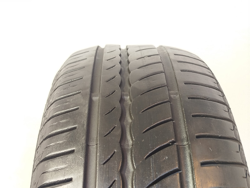 Pirelli Cinturato P1 verde tyre