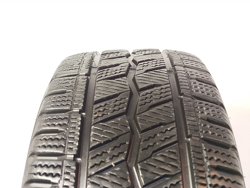 Hankook RW12 tyre