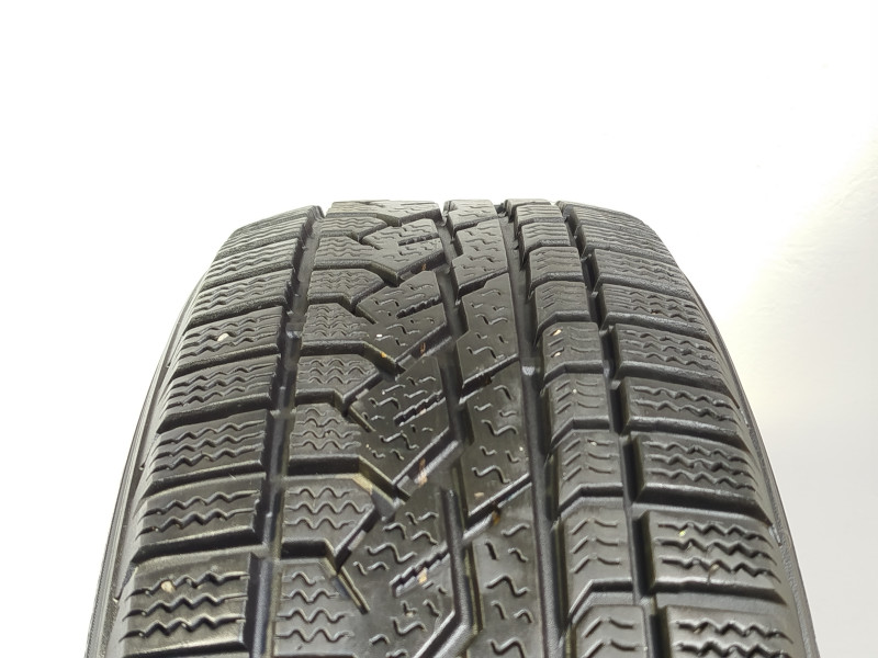 Kumho Izen RV tyre
