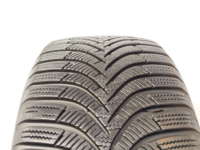 Hankook W452 Winter icept RS2 tyre