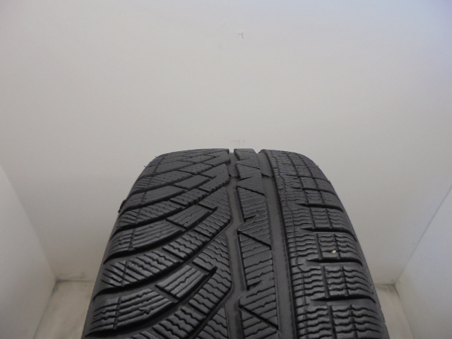 Michelin Pilot Alpin PA4 tyre
