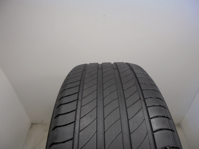 Michelin Primacy 4 tyre