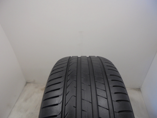 Pirelli Scorpion tyre