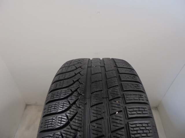 Pirelli Pzero Winter tyre