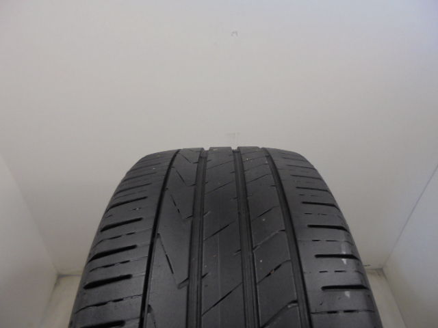 Hankook K117 Ventus S1 Evo 2 tyre