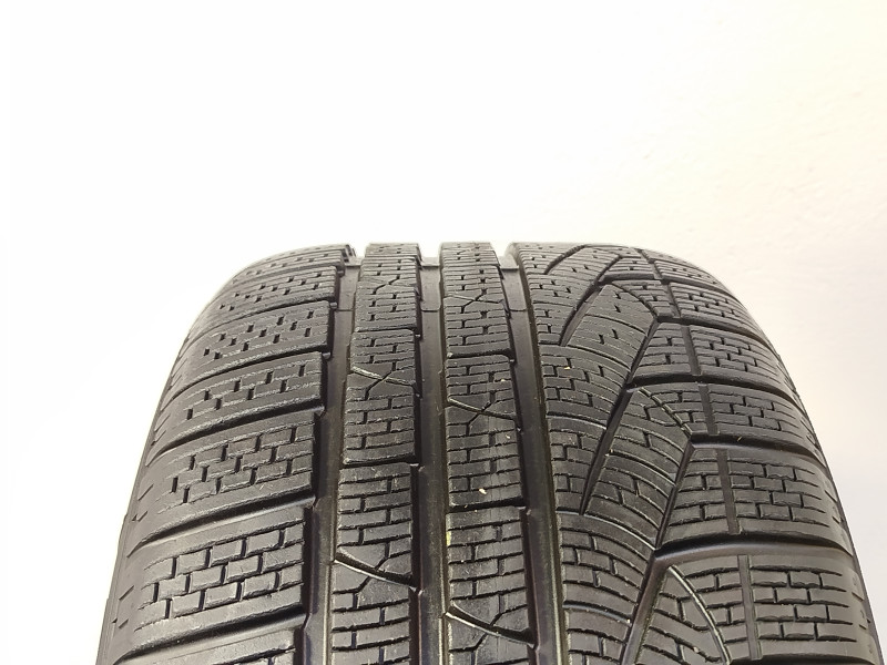 Pirelli Sottozero II tyre