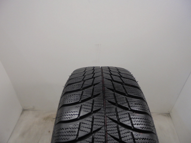 Bridgestone LM001 tyre