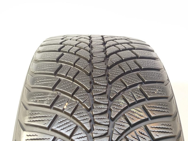 Kumho WP71 Wintercraft tyre