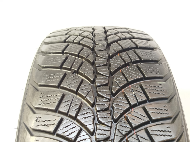 Kumho WP71 Wintercraft tyre