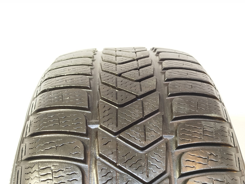 Pirelli Sottozero 3 tyre