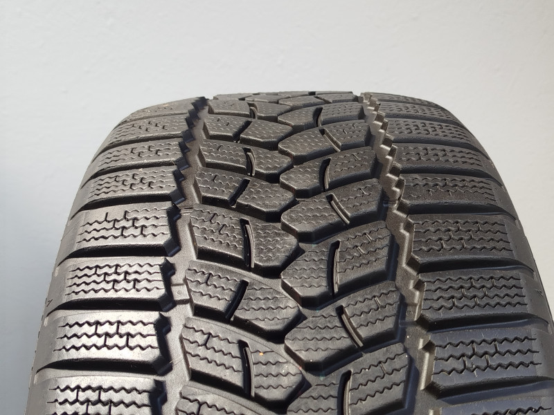 Firestone Winterhawk 3 tyre