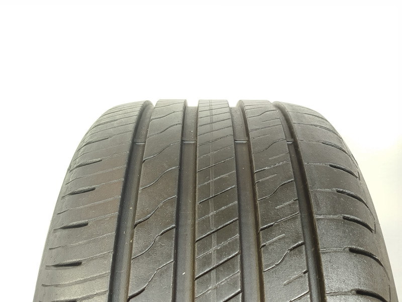 Goodyear Efficientgrip Performance 2 tyre