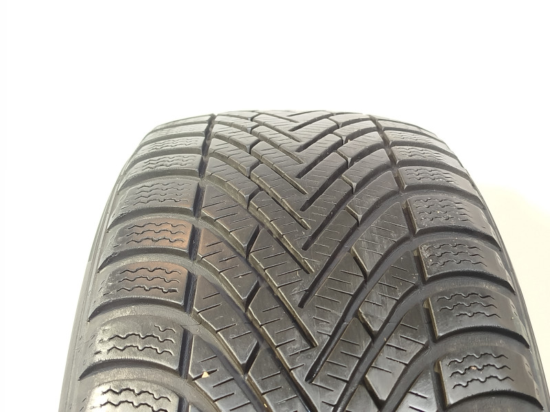 Pirelli Winter Cinturato tyre