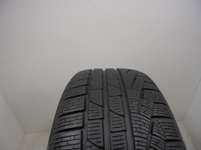 Pirelli Sottozero II RFT tyre