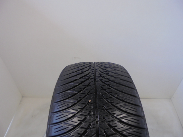 Yokohama AW-21 4S tyre