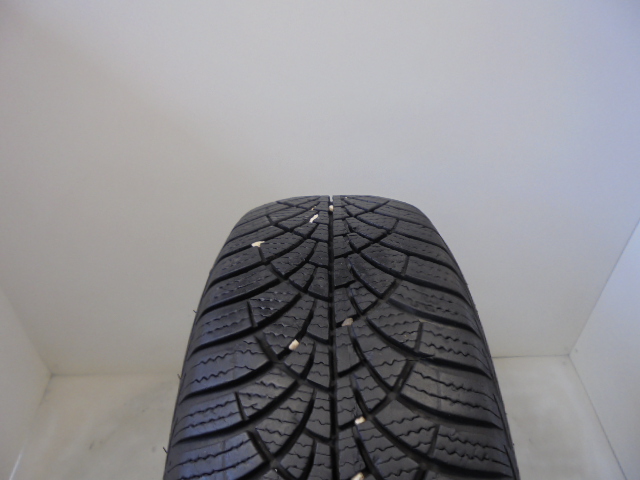 Goodyear Ultragrip 9 tyre