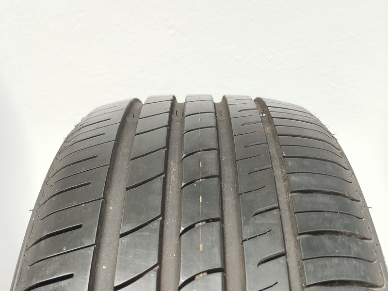 Nexen Nfera RU1 tyre